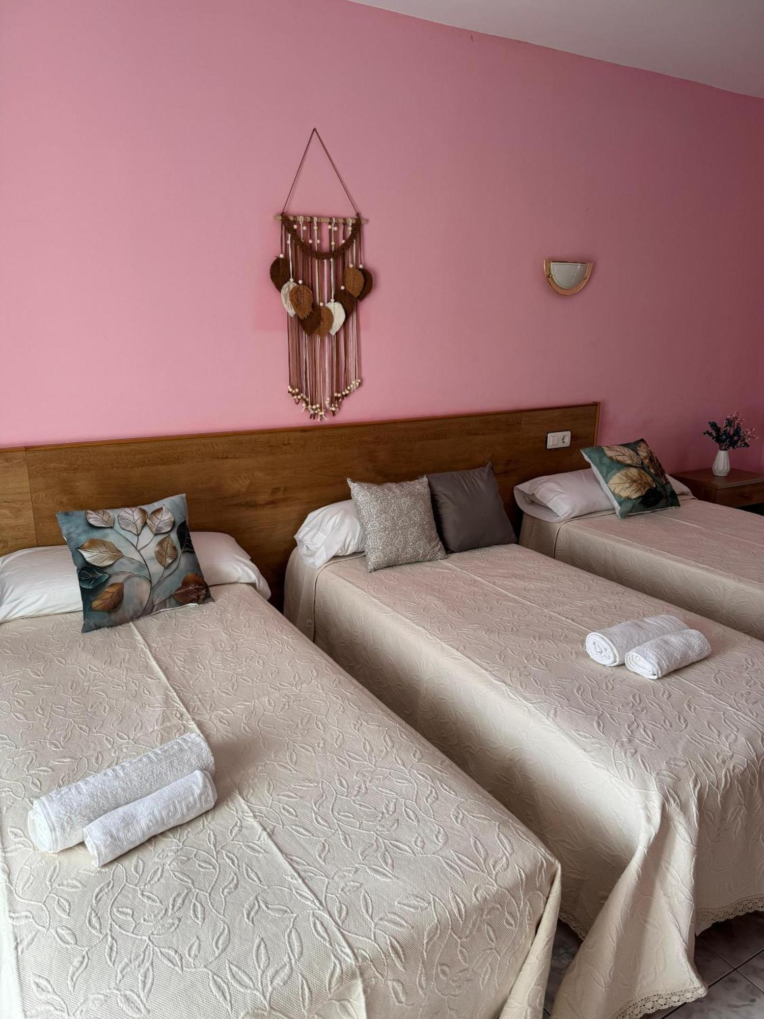 Hotel Campestre Chamuinas Pontevedra Quarto foto
